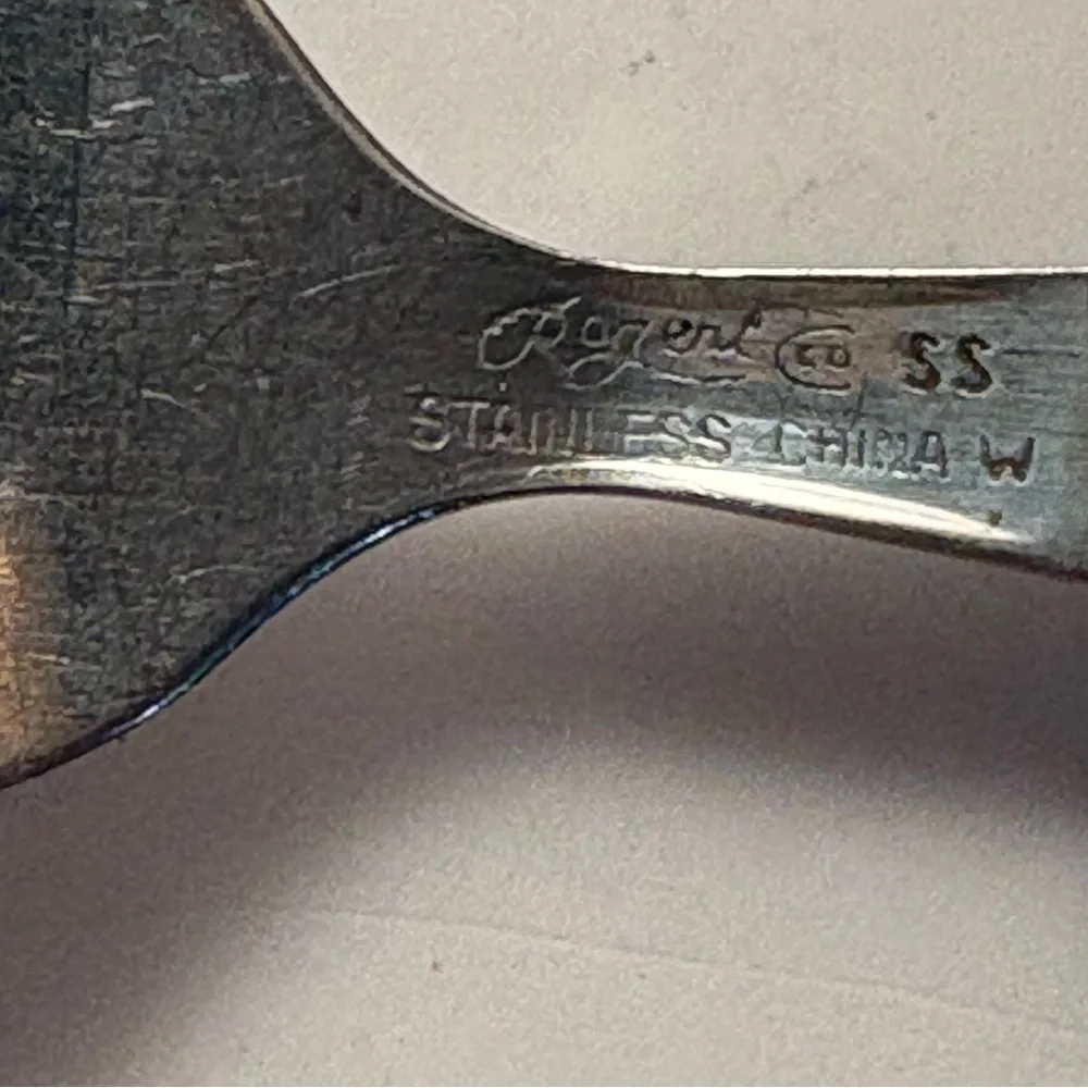 7 Rogers Hunter Green Stainless Flatware Plastic‎ Handle 5 Knives 2 Forks